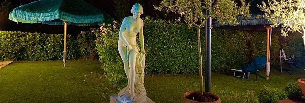 Hotel Santacroce Meeting Sulmona Bagian luar foto